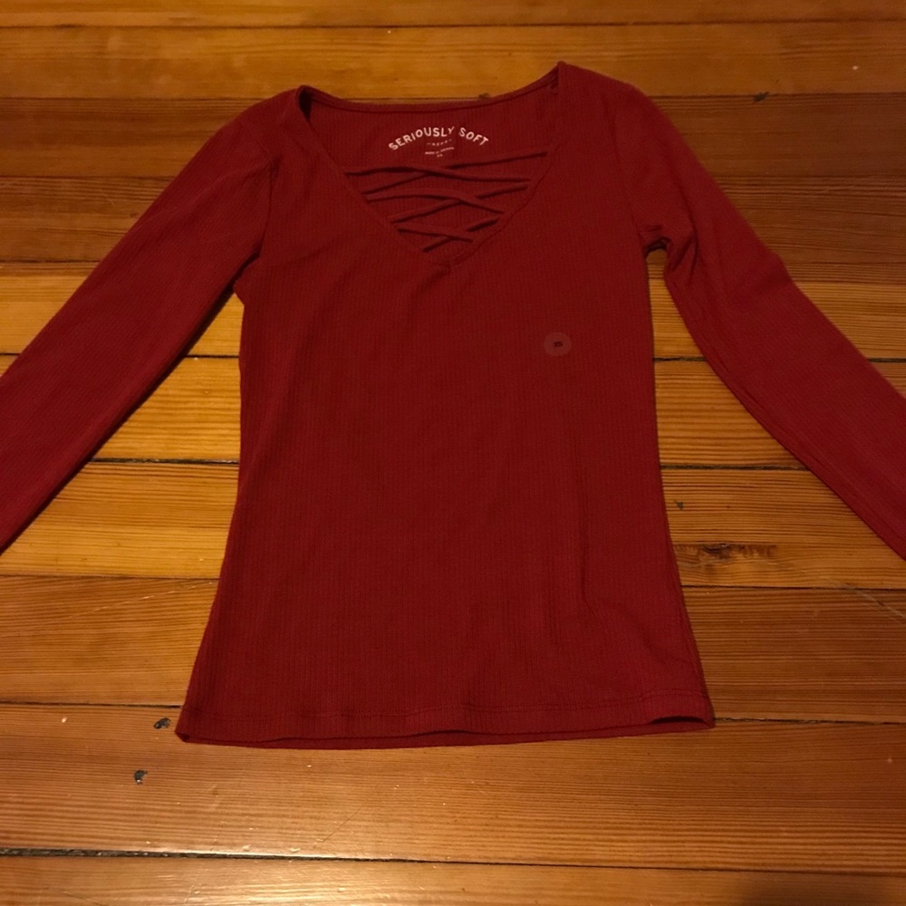Long sleeve form fitted top
